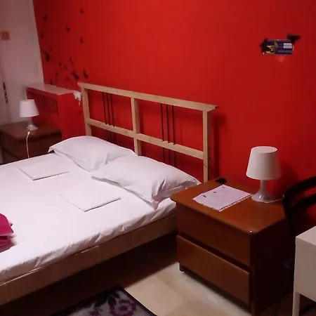Fara Bed & Breakfast *